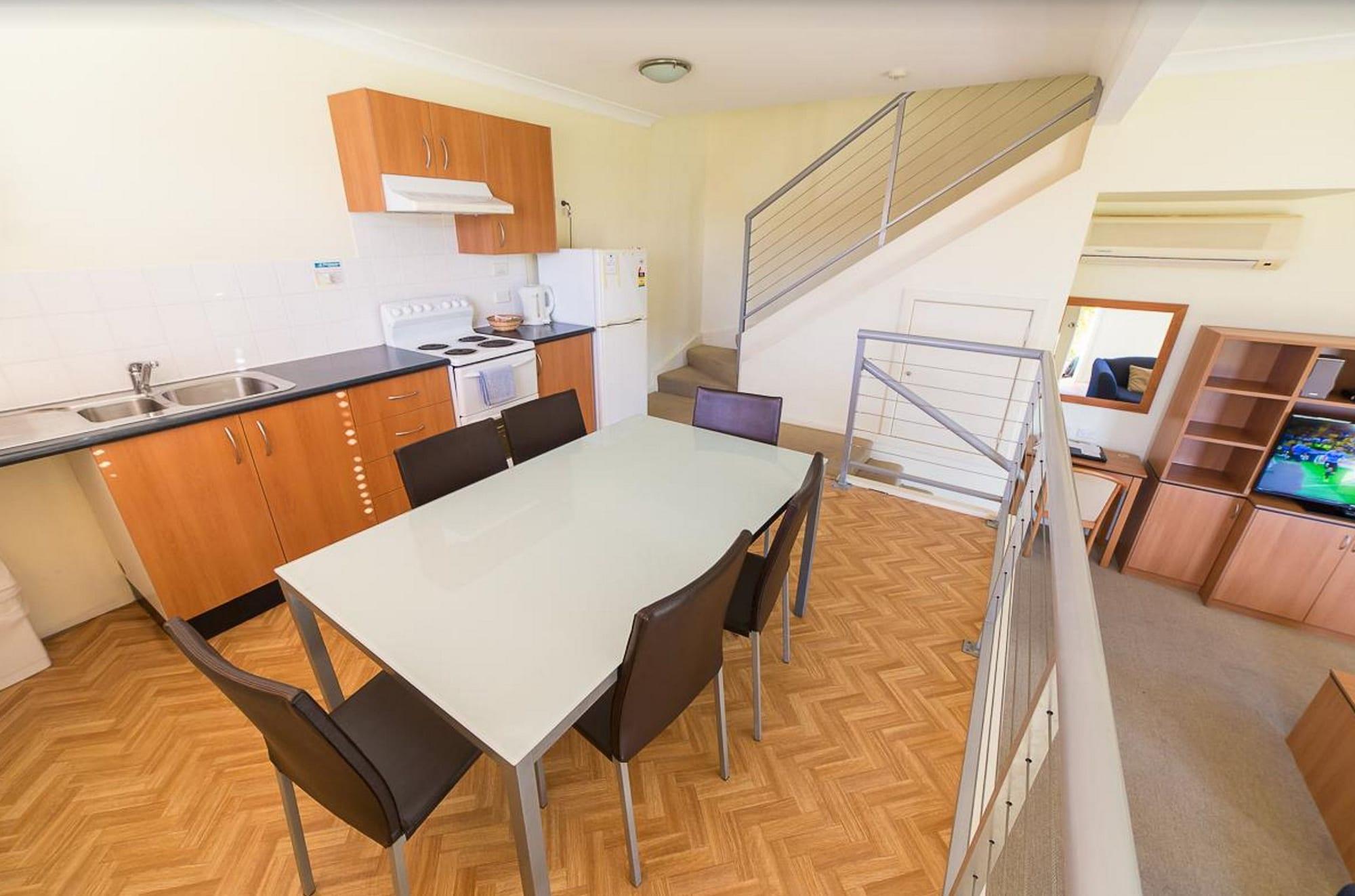 Peninsula Nelson Bay Motel And Serviced Apartments Экстерьер фото